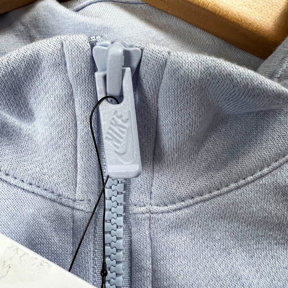 NWT Nike 1/4 Zip Pullover Sweatshirt with Drawstring at Waist Size Small - Picture 5 of 14